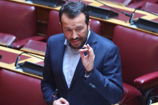 nikos papas